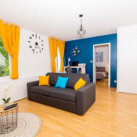 Coeur De Ville I 50M² I Netflix I Lit Queen Size Санс Екстериор снимка