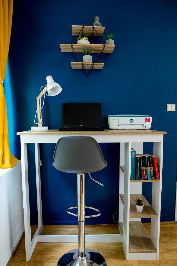 Coeur De Ville I 50M² I Netflix I Lit Queen Size Санс Екстериор снимка