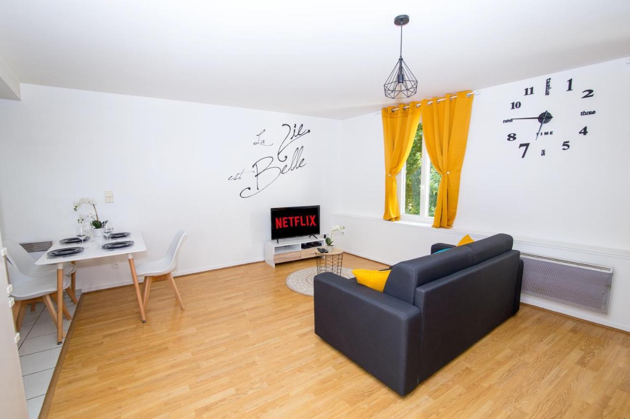 Coeur De Ville I 50M² I Netflix I Lit Queen Size Санс Екстериор снимка